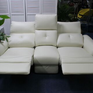 R2360) NITORI 中古 ニトリ 3人用電動テーブル付きリクライニング