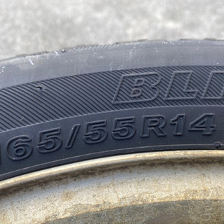 スタッドレスタイヤ ホイル付き