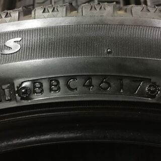 BS BLIZZAK VRX2 235/40R19 19インチ スタッドレス 4本 2017年製 マークX レクサスGS RC パサート VOLVO S60等　(VTA445) クレジットカード QR決済可能 BS BLIZZAK VRX2 235/40R19 19インチ スタッドレス 4本 2017年製