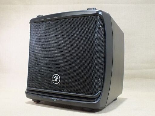 【苫小牧バナナ】美品 MACKIE/マッキー DLM8 パワードスピーカー 8インチ 2000W デジタルミキサー内蔵 PAスピーカー♪