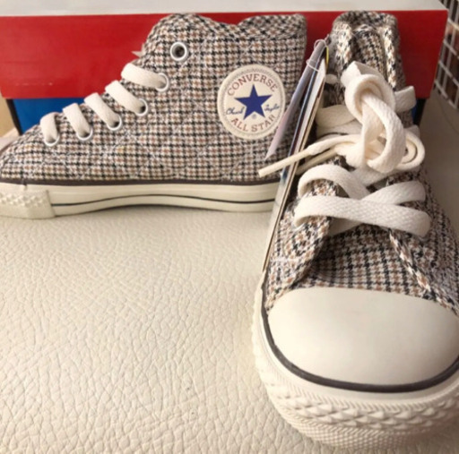新品 コンバース スニーカー ハイカット Converse キルティング 靴 N S 札幌のキッズ用品 子供用 シューズ の中古あげます 譲ります ジモティーで不用品の処分 新品 コンバース スニーカー ハイカット Converse キルティング 靴 N S 札幌のキッズ用品 子供用 シューズ の中古あげます 譲ります ジモティーで不用品の処分