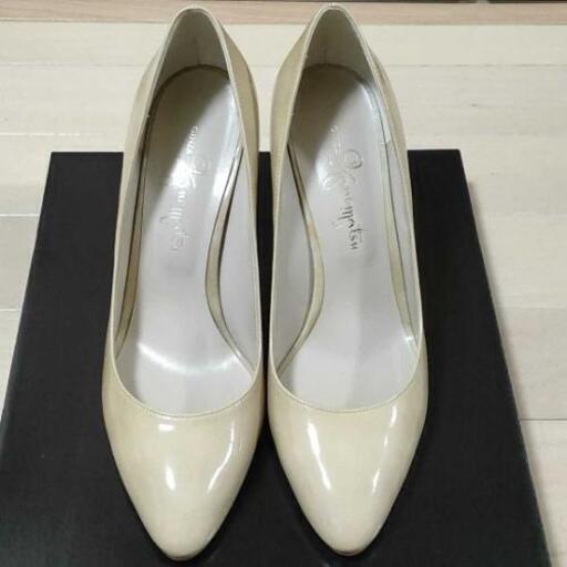 銀座かねまつ エナメルパンプス 24 D ベージュ ててて 中村公園の靴 バッグの中古あげます 譲ります ジモティーで不用品の処分