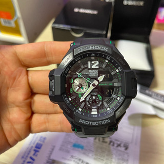 カシオ G-SHOCK GA-1100-1A3JF 20気圧防水...