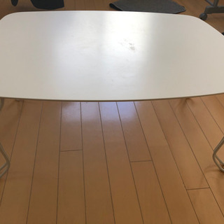 テーブル（折りたたみ式）