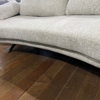 新作ソファー　13万2千円ヲ39800円で販売します😆