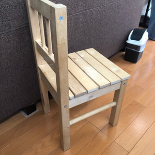 IKEA 子供用の木製椅子