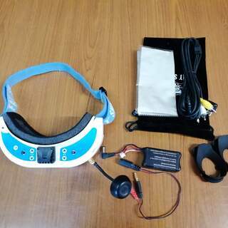 [12/9で受付終了します]ドローン　FPVゴーグル　fatshark dominator v2　中古