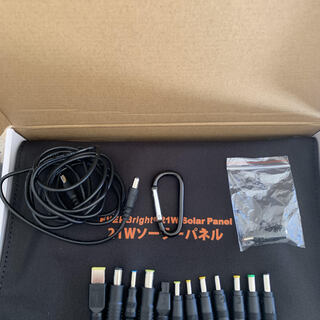 A4サイズのソーラーパネル＊災害＊アウトドア＊充電に便利 A4サイズのソーラーパネル＊災害＊アウトドア＊充電に便利