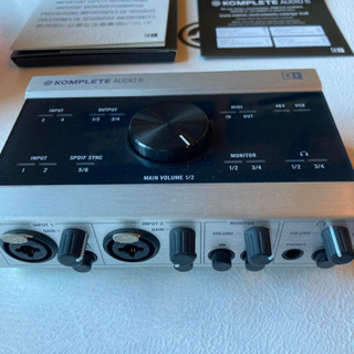 KOMPLETE AUDIO6 オーディオインターフェース