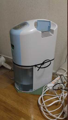 コロナ Corona 衣類乾燥除湿機 除湿量6 3l 木造7畳 鉄筋14畳まで 10年交換不要フィルター搭載 スカイブルー Cd P63 ジーツー 本津幡の季節 空調家電 除湿器 の中古あげます 譲ります ジモティーで不用品の処分