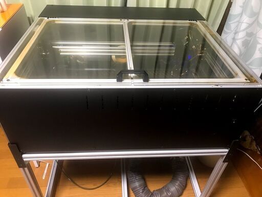 CO２レーザー加工機