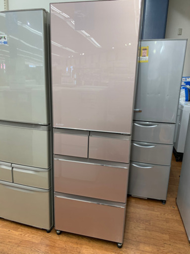 MITSUBISHI超大型5ドア冷蔵庫です！