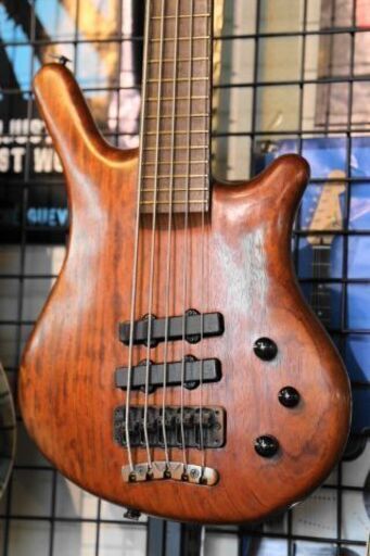 USED Warwick Thumb Bass Through neck 5st BUBINGA ツアーケース付き！