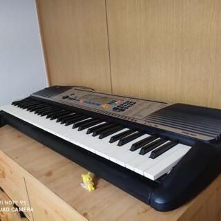 電子ピアノ?