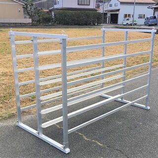 【SOLD OUT】アルミ製 苗コンテナ 苗ラック 最大60枚 田植え【農機具でっく】【三重】【その他】