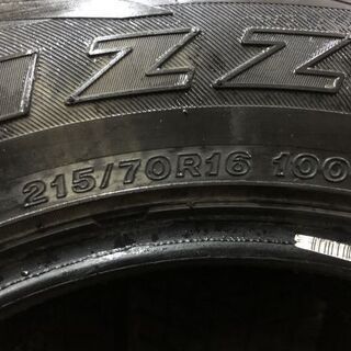 BS BLIZZAK DM-V1 215/70R16 16インチ スタッドレス 4本 バリ溝 アウトランダー デリカD:5 RAV4 クルーガー等　(VTB323) クレジットカード QR決済可能