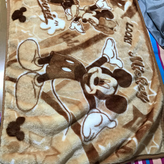 可愛いディズニーの小さい毛布です