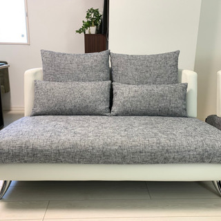 Bella curva  ホワイト×グレー　３人掛け＋ソファベッド