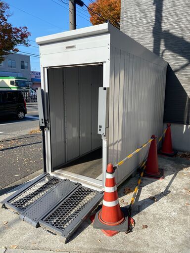バイクガレージ（駐車場・倉庫・バイクBOX）（タイプ：BOXシェロー116）をお譲りします。