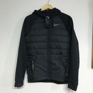 新品　NIKE ナイキ ナイロンジャケット　Lサイズ