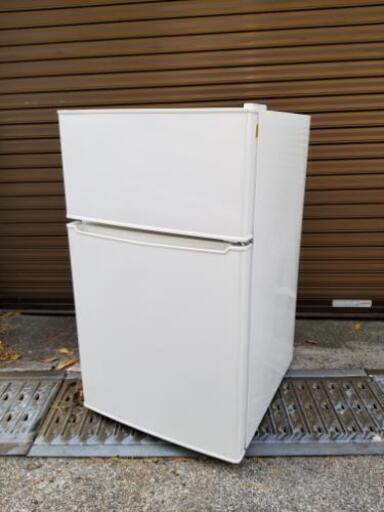 【美品】Amadana 冷蔵庫 2ドア 86L 直冷式  2017年製 AT-HR11-W