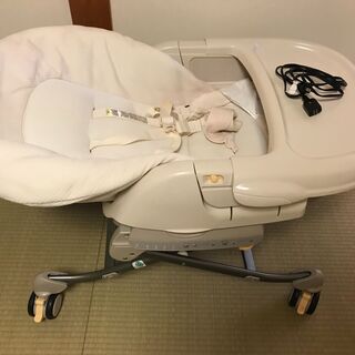 Combi ハイローチェア ロワイヤルオートスウィング
