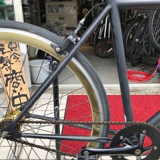 価格改定　マットブラックのピスト