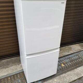 【美品】 SHARP 冷蔵庫 2ドア 137L ファン式 201...