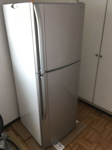 シャープの冷蔵庫228L