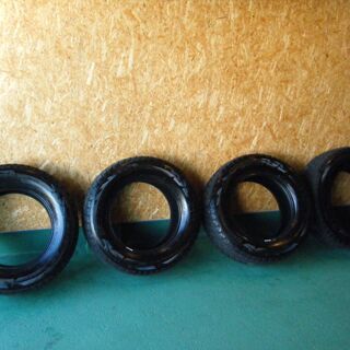 285/60R18 スタッドレス 中古4本