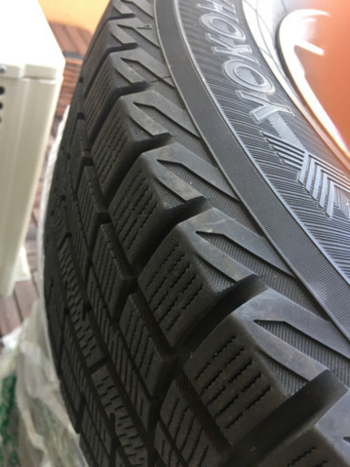 プリウス　YOKOHAMAスタッドレスタイヤホイール4本セット