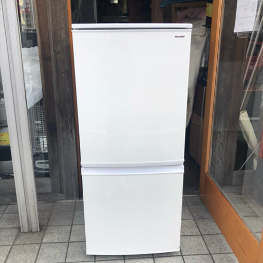 美品 2018年製 SHARP