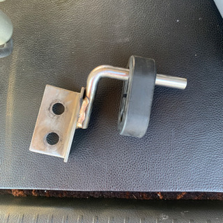 20アルファード 2本だし社外マフラー&車体側取り付けステー