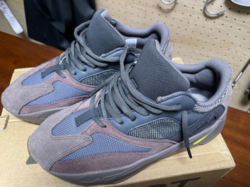 YEEZY BOOST 700 WAVE RUNNER MAUVE 【サイズ】EUR41/US8/JP26
