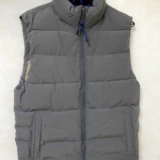 Gap メンズ ダウンベスト グレーサイズs たろうじろう 町田のジャケット メンズ の中古 古着あげます 譲ります ジモティーで不用品の処分 Gap メンズ ダウンベスト グレーサイズs たろうじろう 町田のジャケット メンズ の中古 古着あげます 譲ります ジモティーで不用品の処分