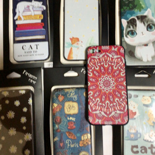 新品　スマホケース  猫　花　ほかにもあり　