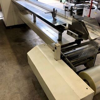 逆ピロー包装機(ボックスモーション) 川島製作所 KBF-7511F(中古機械) | 食品包装機  食品中古機械