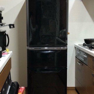 冷蔵庫　2011年製　335L