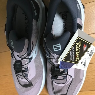 24センチ サロモン ゴアテックス トラッキングシューズ