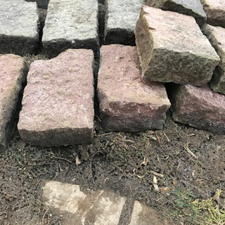 庭石 敷石 石畳 1個 100 お庭や玄関アプローチのdiyに しいら 札幌のその他の中古あげます 譲ります ジモティーで不用品の処分 庭石 敷石 石畳 1個 100 お庭や玄関アプローチのdiyに しいら 札幌のその他の中古あげます 譲ります ジモティーで不用品の処分