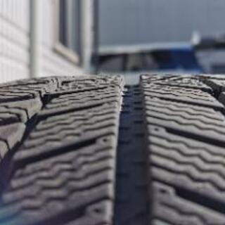 スタッドレスタイヤ 225/45 R18 4本セット クラウン レガシィ