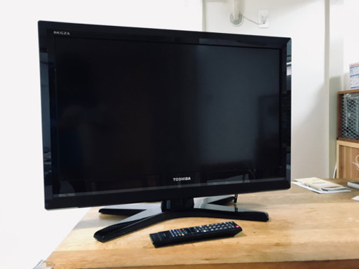 テレビ　TOSHIBA  REGZA  32R1 (32インチ)