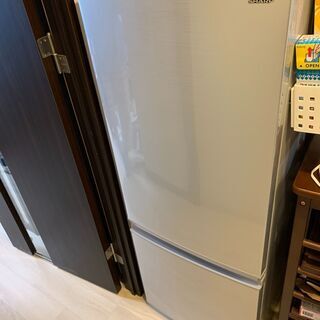 冷蔵庫 シャープ SJｰD14D 使用年数2年未満 - キッチン家電