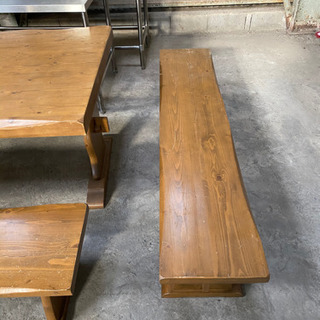 ウッドテーブル、ベンチシート
