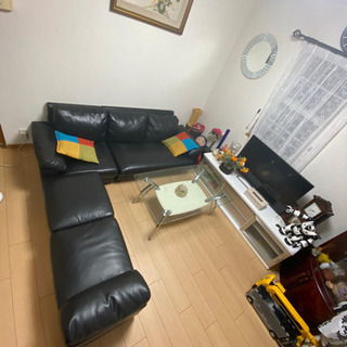 革張りのソファ sofa