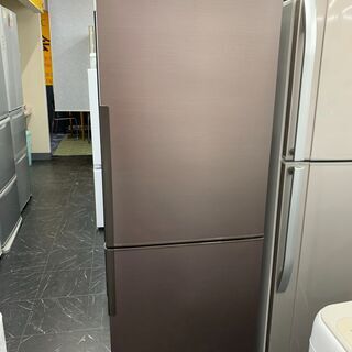 年式２０１７冷蔵庫　SHAP　配達無料、設置無料　
