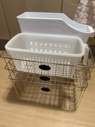ステンレスカゴ収納ケースキッチン雑貨 はちみつ 大阪の家具の中古あげます 譲ります ジモティーで不用品の処分