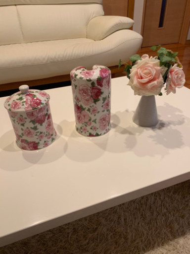 バラ柄トイレブラシ立てポット光触媒バラ造花 いっしー 坂ノ市のその他の中古あげます 譲ります ジモティーで不用品の処分