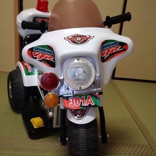 【故障品】電動おもちゃバイク　取説なし中古