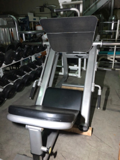 ☆大幅値下げエルメス ドナルドダック 手巻き 18KGB入手困難 美品